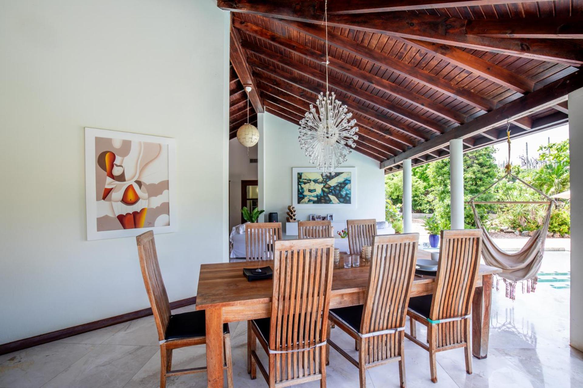 פאראדרה Naima Luxury Home, Cottage & Apartment Rentals מראה חיצוני תמונה